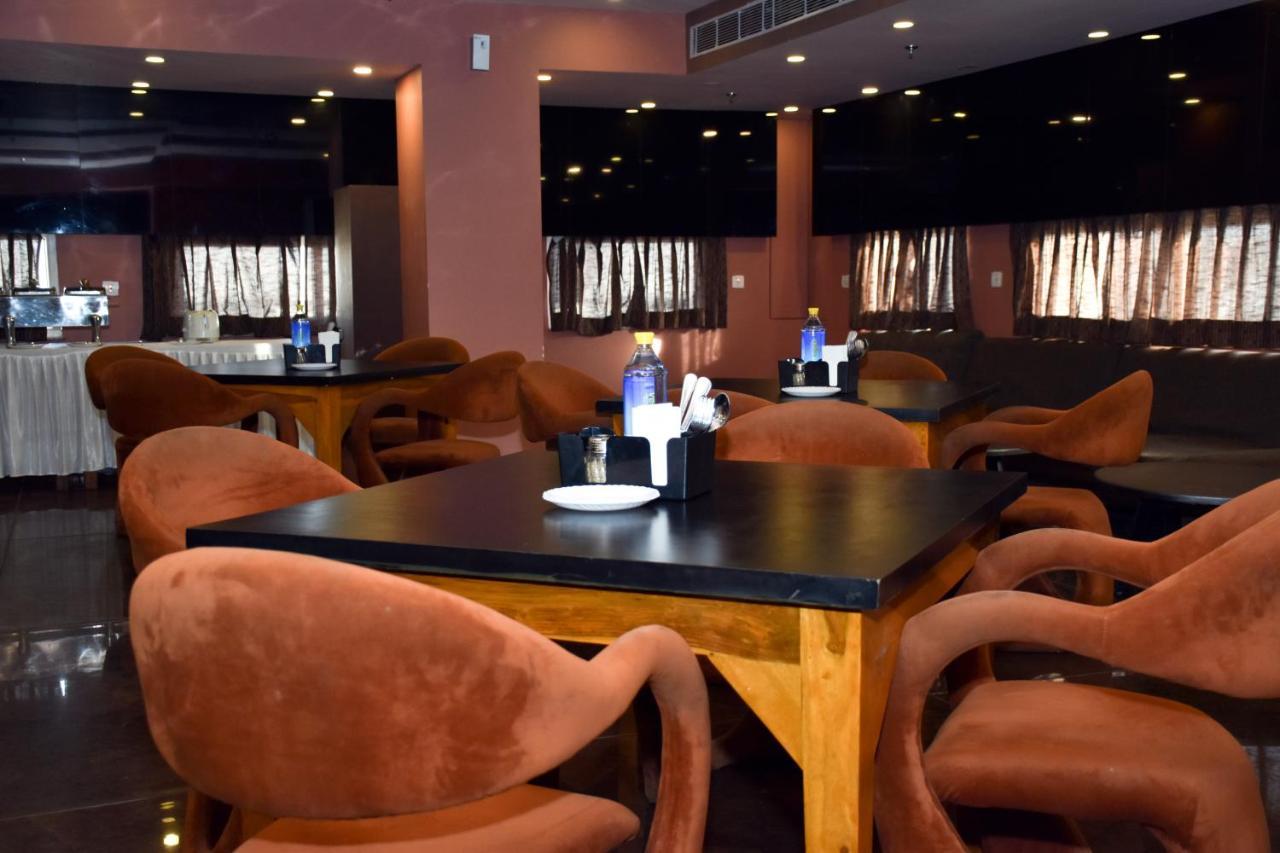 Hotel 360 Джайпур Екстериор снимка